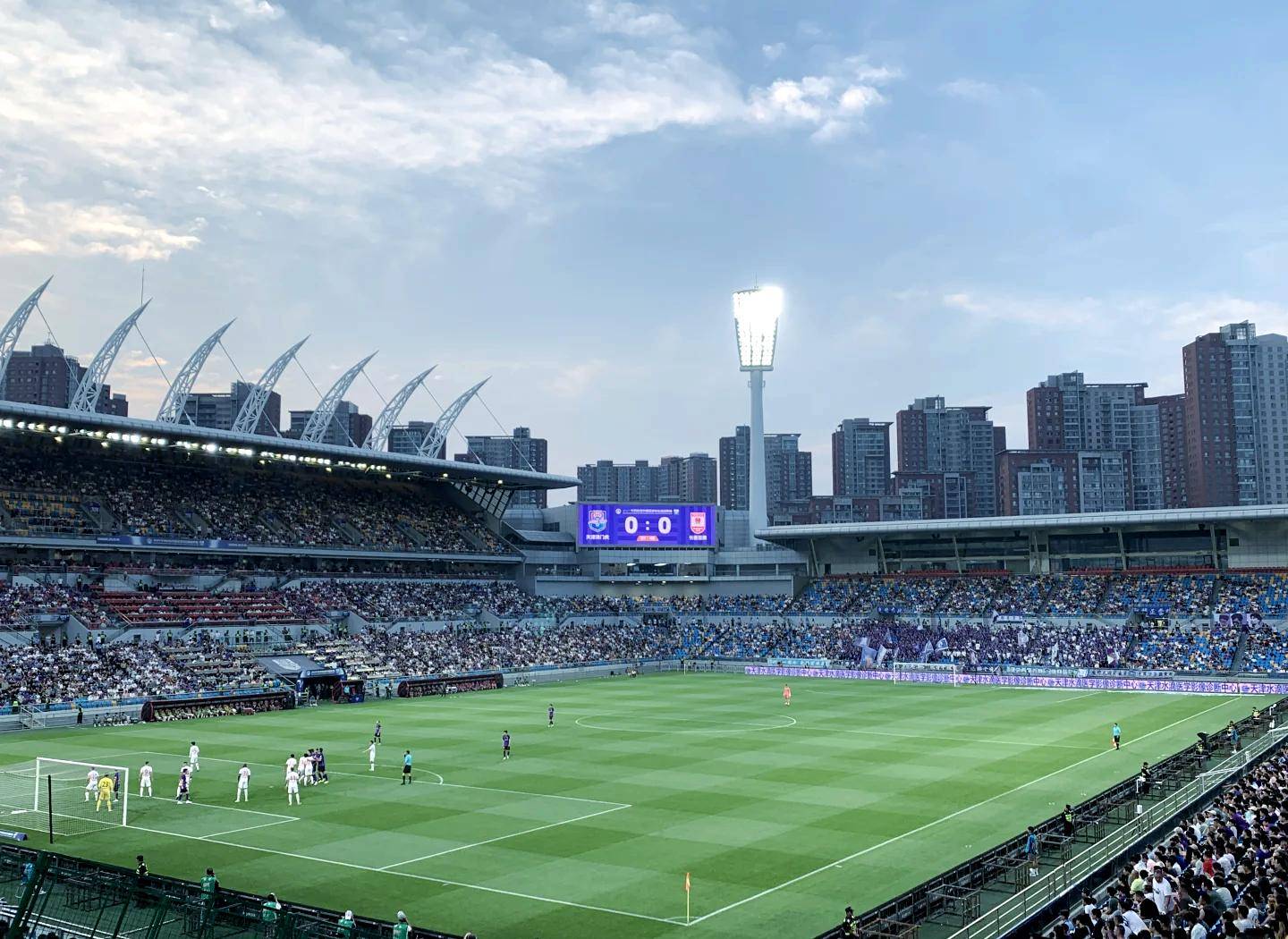 包含里程碑夜!成都蓉城回应争议,欧冠今晚刷纪录,态度坚定,赛程密集仍需轮换的词条 包含里程碑夜!成都蓉城回应争议,欧冠今晚刷纪录,态度坚定,赛程密集仍需轮换的词条