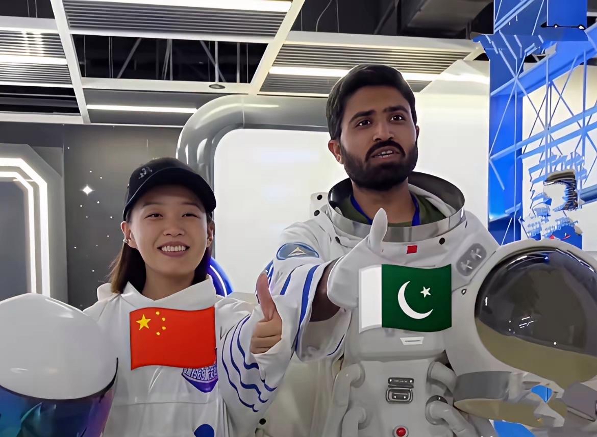 纽卡斯尔赛后扳平良机风云突变托特纳姆集结日官宣签约，这操作让人直呼：国际米兰迎足总杯关键赛的简单介绍